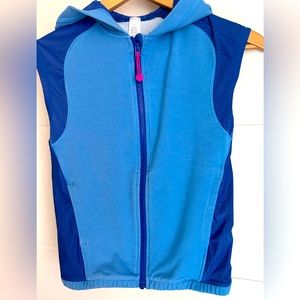 IVIVVA girls size 8 blue vest jacket